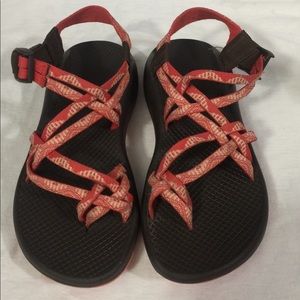 Women’s Chaco Sz 8 Hiking Waterproof Sandals